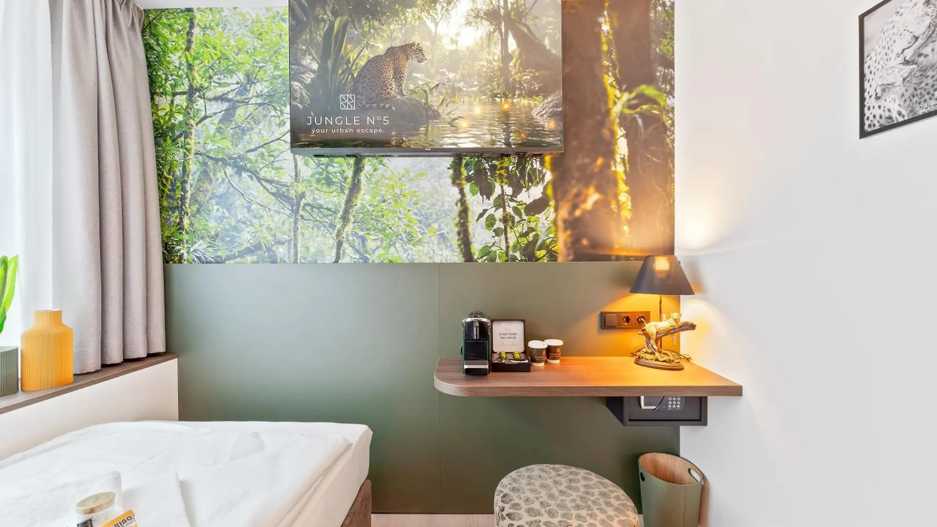 Jungle No5 Boutique Hotel - Stuttgart City-Center