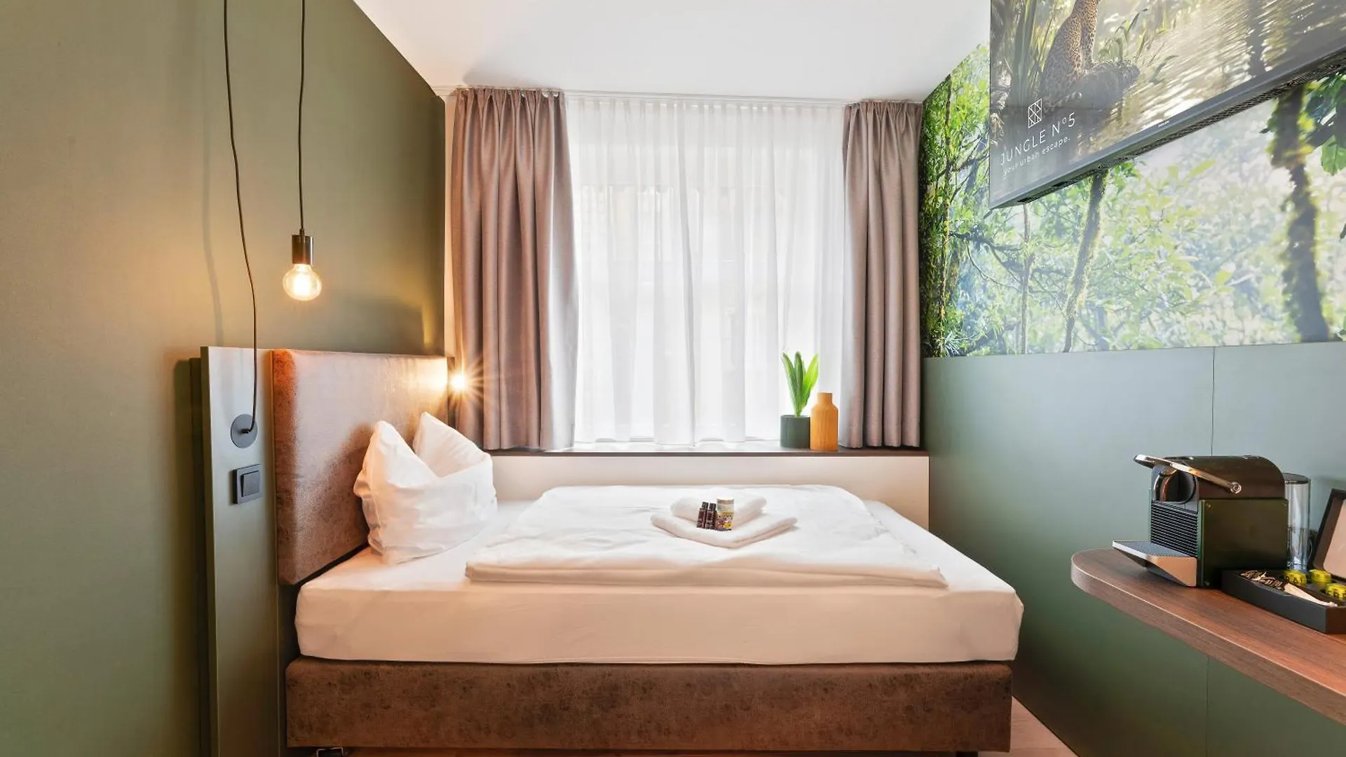 Jungle No5 Boutique Hotel - Stuttgart City-Center