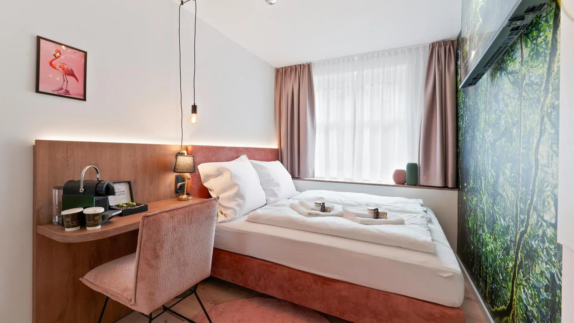 Jungle No5 Boutique Hotel - Stuttgart City-Center